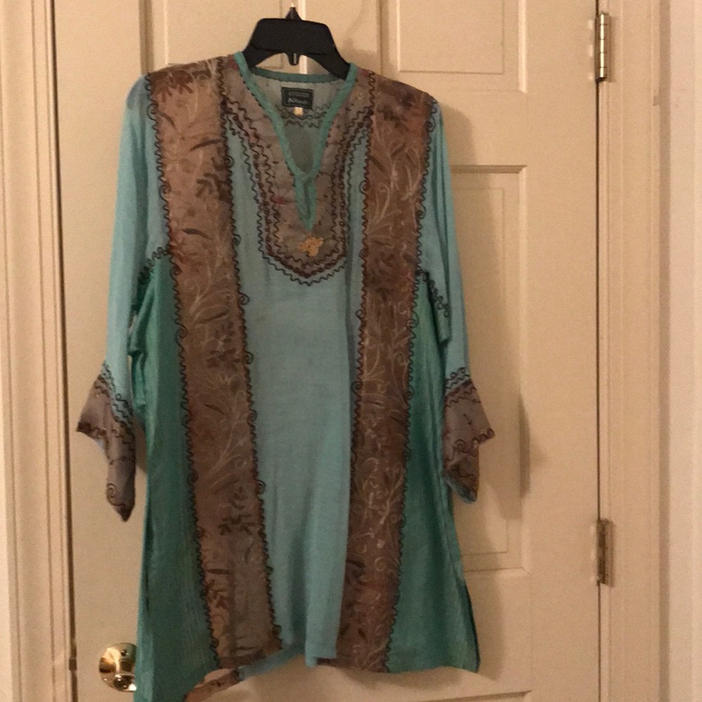 Ladies top